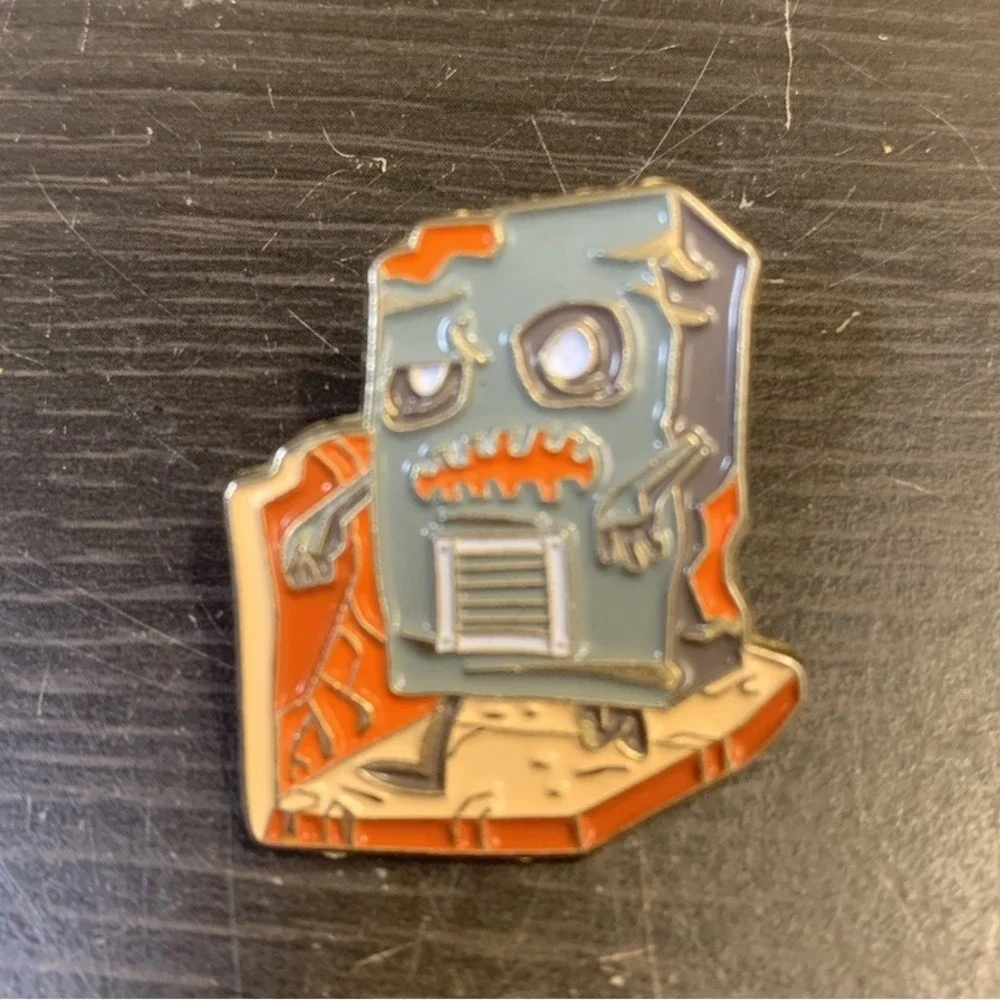 Walking Zombie Dead Horror Loot Crate‎ February 2016 Enamel Lapel Hat Pin